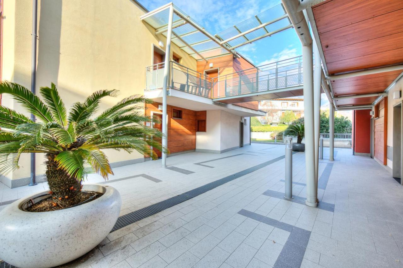 The Peace Of The Lake - Happy Rentals Torbole Sul Garda Exterior photo
